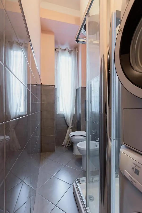 Appartamento Bilocale Porta Vittoria Milano 0*,  Italia